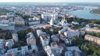 Kyiv şehri, Ukrayna. Hava görüntüsü, Kiev. Yavaş çekim