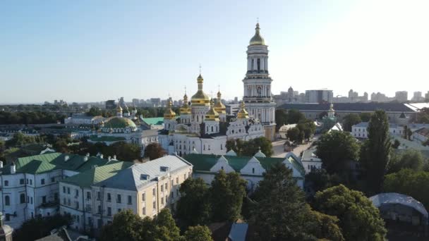 Kyiv şehri, Ukrayna. Hava görüntüsü, Kiev. Yavaş çekim — Stok video