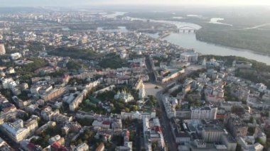 Kyiv şehri, Ukrayna. Hava görüntüsü, Kiev. Yavaş çekim