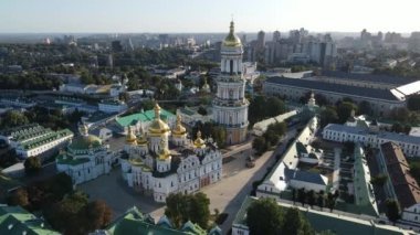 Kyiv şehri, Ukrayna. Hava görüntüsü, Kiev. Yavaş çekim