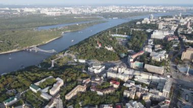 Kyiv şehri, Ukrayna. Hava görüntüsü, Kiev. Yavaş çekim