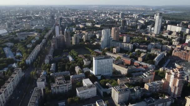 Paisaje urbano de Kiev, Ucrania. Vista aérea, Kiev. Movimiento lento — Vídeos de Stock