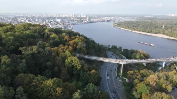 Kyiv - Ukrayna 'nın başkenti. Hava görüntüsü. Kiev — Stok video