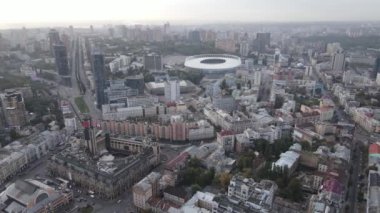 Ukrayna, Kyiv şehri. Hava görüntüsü, yavaş çekim