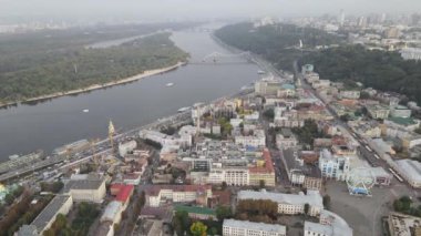 Ukrayna, Kyiv şehri. Hava görüntüsü, yavaş çekim