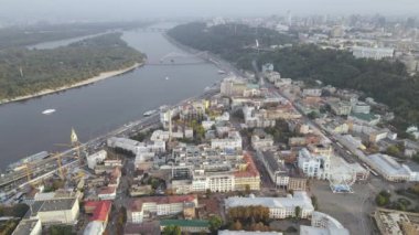 Ukrayna, Kyiv şehri. Hava görüntüsü, yavaş çekim