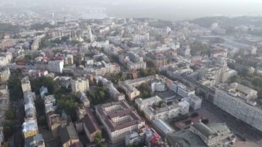 Ukrayna, Kyiv şehri. Hava görüntüsü, yavaş çekim