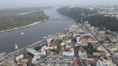 Ukrayna, Kyiv şehri. Hava görüntüsü, yavaş çekim