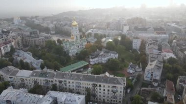 Ukrayna, Kyiv şehri. Hava görüntüsü, yavaş çekim
