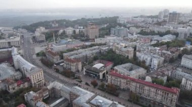 Ukrayna, Kyiv şehri. Hava görüntüsü, yavaş çekim