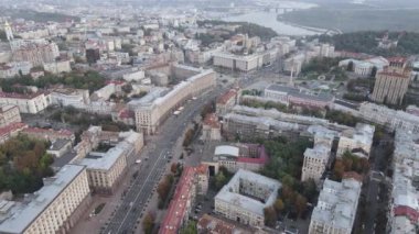 Ukrayna, Kyiv şehri. Hava görüntüsü, yavaş çekim
