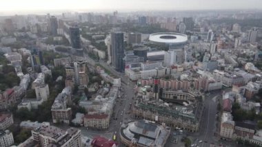 Ukrayna, Kyiv şehri. Hava görüntüsü, yavaş çekim