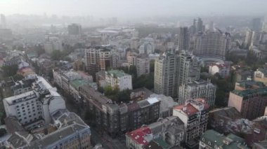Ukrayna, Kyiv şehri. Hava görüntüsü, yavaş çekim