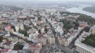 Ukrayna, Kyiv şehri. Hava görüntüsü, yavaş çekim