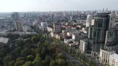 Ukrayna, Kyiv şehri. Hava görüntüsü, yavaş çekim