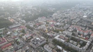 Ukrayna, Kyiv şehri. Hava görüntüsü, yavaş çekim