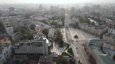 Ukrayna, Kyiv şehri. Hava görüntüsü, yavaş çekim