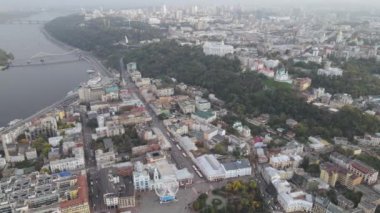 Ukrayna, Kyiv şehri. Hava görüntüsü, yavaş çekim
