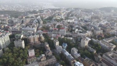 Ukrayna, Kyiv şehri. Hava görüntüsü, yavaş çekim