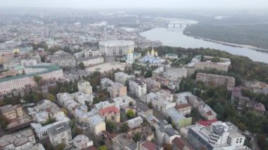 Ukrayna, Kyiv şehri. Hava görüntüsü, yavaş çekim