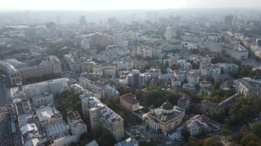 Ukrayna, Kyiv şehri. Hava görüntüsü, yavaş çekim