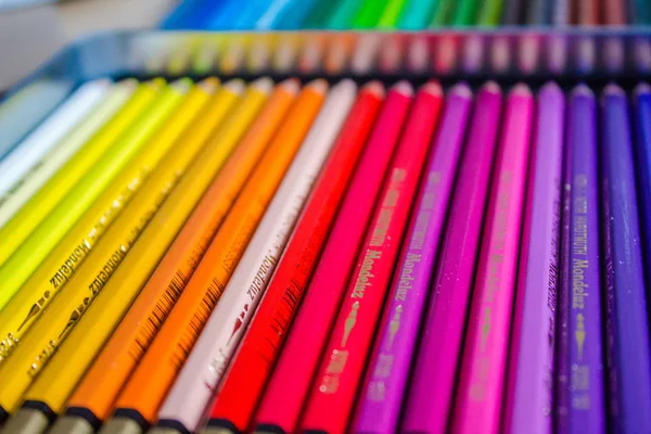 Colored Pencils Laid Out Tin Box Corner Photo Focus Few — Stock Photo, Image