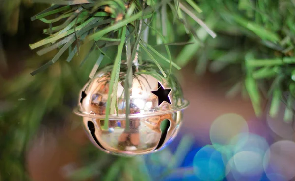 Campana Plata Árbol Navidad —  Fotos de Stock