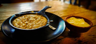 Lor ile büyük Hint khichdi