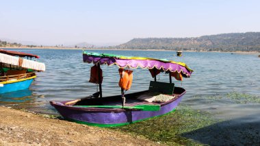 Dudhani Gölü, Silvassa, Hindistan 'da tekne tecrübesi