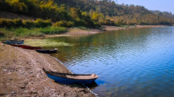 Vista panorâmica do lago Dudhani, Índia — Fotografia de Stock