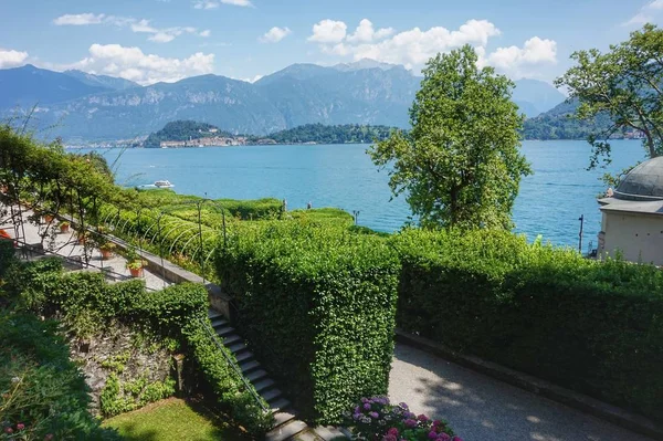 Villa Carlotta'nın güzel yeşil terasları.