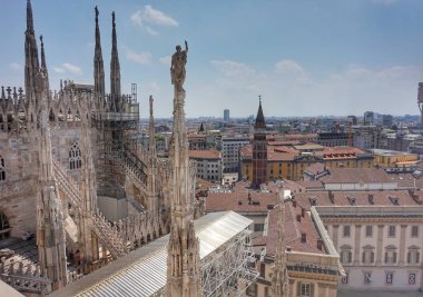 Milano 'daki Duomo katedralinin güzel çatısı.