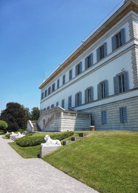 Bellagio Villa Menzi binası. Como Gölü.