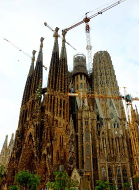 Barcelona 'da Sagrada Ailesi' nin Doğuşu Cephesi