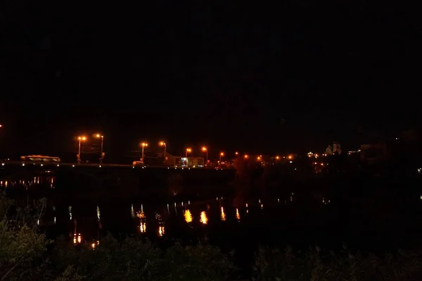 Ponte Incandescente Notte Sul Fiume Bug Meridionale Vinnitsa — Foto Stock