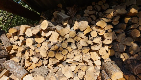 Een Stapel Brandhout Bereid Voor Het Aansteken Van Een Kachel — Stockfoto