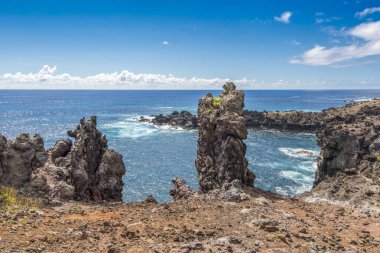 Ana Kai Tangata mağarasının yüksek açılı görüntüsü