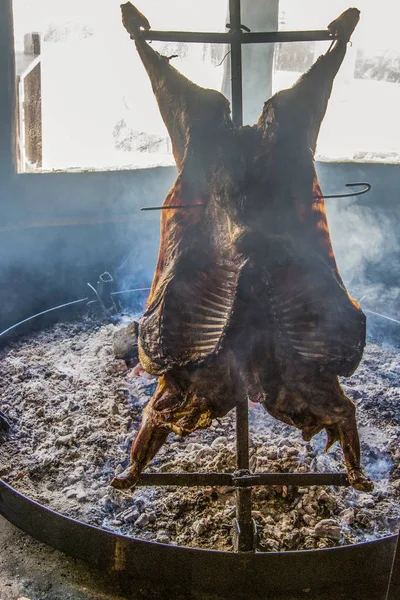 Typical Argentinian Asado Cooking — Stock Photo, Image