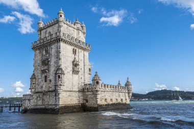 Belem Kulesi ve Tagus Nehri