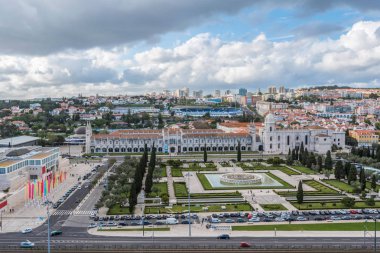 Lizbon Belem bölgesinde Jeronimos Manastırı ile Panorama