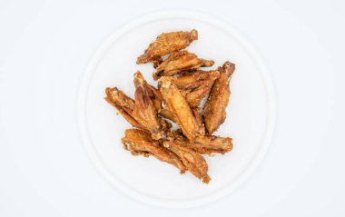 Karabiberli Kızarmış Tavuk Kanatları.