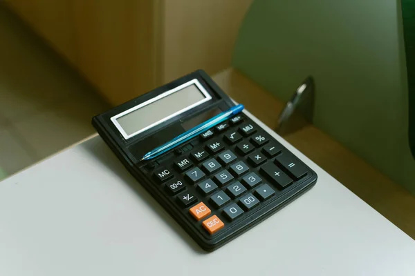Калькулятор Рабочем Месте Офиса Бухгалтерия — стоковое фото