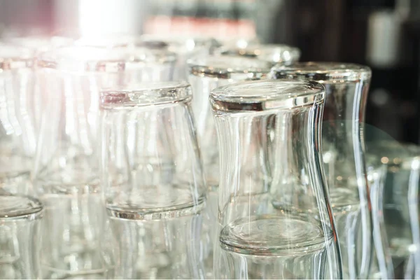 Empty Clean Bar Beer Glasses Bar Counter Lot Shiny Transparent — Stock Photo, Image