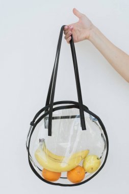 Plastik şeffaf alışveriş çantası. Farklı meyve ile şık yeniden kullanılabilir dize çanta.