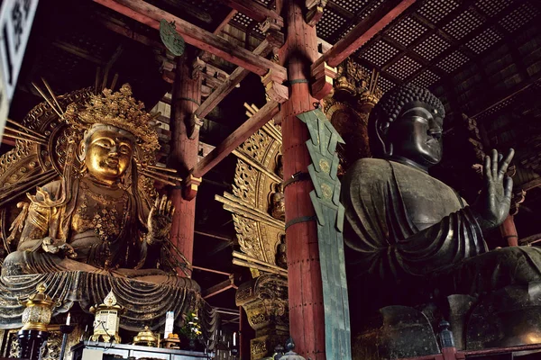 Tekintettel Hatalmas Buddha Belsejében Daibutsuden Nagy Buddha Hall Todaiji Templom — Stock Fotó
