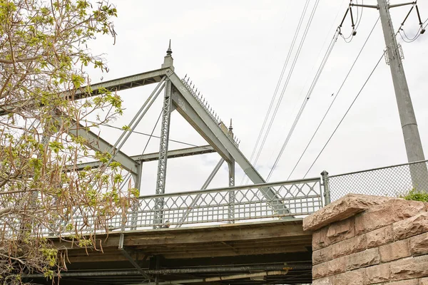 Puente Sobre Platte River Confluence Park Parte Del Barrio Riverfront — Foto de Stock