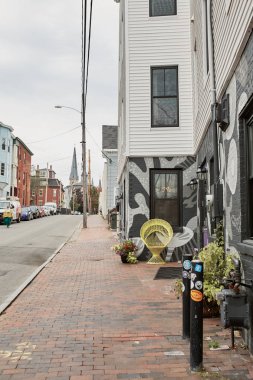 Portland, Maine - 26 Eylül 2019: Portland, Maine 'in tarihi Eski Liman Bölgesi' ndeki ticari mağazalar ve restoranlar.
