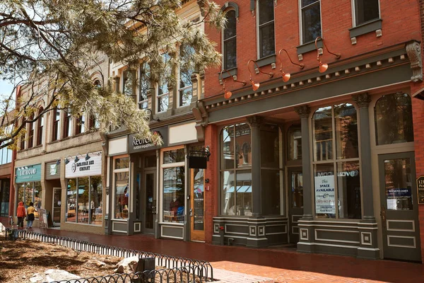 Boulder Colorado Maj 2020 Butiker Företag Och Restauranger Längs Pearl — Stockfoto