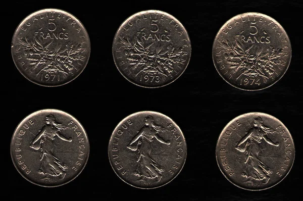 Набір Франції 5 франків монет 1971, 1973, 1974 років — стокове фото