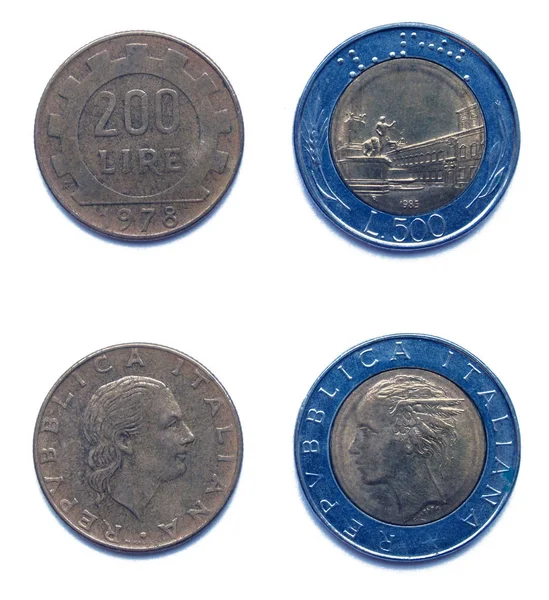 Set of 2 (two) different years Italian 200 Lira 1978 and 500 Lira 1985 years coins lot, Italy. — 스톡 사진